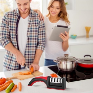Kit d'affûtage professionnel 4-en-1 : Affûteur manuel pour couteaux de cuisine - Product Image 3