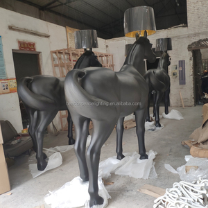 Khách sạn Home Black horse Đèn trang trí chiếu sáng nhựa lớn bức tượng thường vụ ánh sáng đèn sàn điêu khắc - Product Image 5