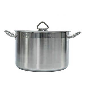 Olla Eléctrica para Calentar Alimentos de 10L, Negra, Conveniente, para Uso en Cocina Comercial - Product Image 4
