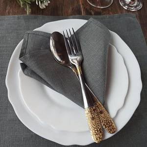 Vente en gros de serviettes de table en lin vert <span class=keywords><strong>Oliver</strong></span> clair carré classique fait à la main pour mariage serviettes en lin pour la maison - Product Image 5