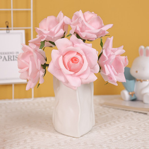 ช่อดอกกุหลาบไหม 5 หัว รุ่น Ruilisi Ida Curled Corner Rose สัมผัสเหมือนจริง สำหรับตกแต่งงานแต่งงานและบ้าน ขนาด 27 ซม. - Product Image 4
