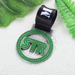 Médailles en métal en alliage <span class=keywords><strong>de</strong></span> zinc avec logo émaillé personnalisé en usine, finition nickelée mate, découpe creuse, médaille <span class=keywords><strong>de</strong></span> marathon 5k avec ruban - Product Image 6