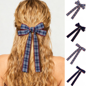 Niedliche Modische Flache Stoffbezogene Haarspangen mit Banddesign Ausgefallene Haaraccessoires für Mädchen - Product Image 1