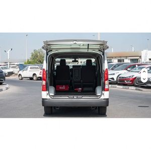 Nuova TOYOTA HIACE STD 2.8D <span class=keywords><strong>MT</strong></span> CARGO 2023 Certificata, Pronta per la Guida, in Ottime Condizioni con Basso Chilometraggio - Product Image 4