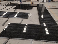 Dalles de comptoir de cuisine en granit noir africain Nero Angola Labrador, finition cuir, projet personnalisé