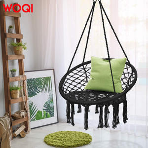 Silla colgante para exteriores Woqi, color negro, 37.5 pulgadas de diámetro, columpio de malla de nailon resistente para patio, terraza y jardín. - Product Image 2