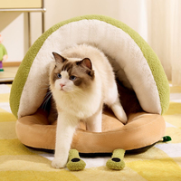 Vente en gros d'usine : Lit pour animaux de compagnie semi-fermé au design chaud et élégant en forme d'escargot, pour petits et moyens animaux.