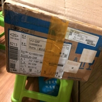 Filtre de ligne électrique monophasé original VU-220F 250VAC 20A à montage sur châssis, filtre EMI RFI VU-220F