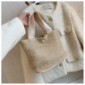 Bolso de Playa de Rafia Hecho a Mano, Mini Bolso Tote de Hombro para Mujer - Product Image 3