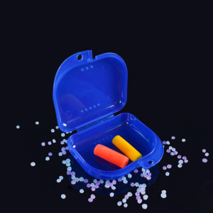 علبة واقي الأسنان الصلبة الأكثر مبيعًا، حافظة تقويم الأسنان وطقم الأسنان الاصطناعية - Product Image 6