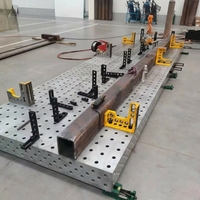 Plateforme de soudage flexible 3D poreuse et accessoires de positionnement, usine chinoise vendant des tables de soudage avec accessoires.