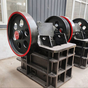 Petit concasseur à mâchoires mobile 150x250 pour l'extraction de galets et de granit – Catégorie de produit : Concasseur de pierre efficace - Product Image 3