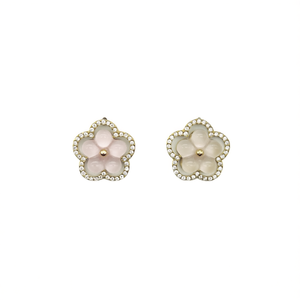 Fashion <b>Stud</b> <b>Earrings</b> 316L Stainless Steel PVD Gold Plating Sustainable Resistant Flower Design - Product Image 2