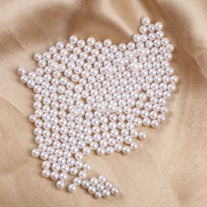 Hạt ngọc trai nước ngọt tự nhiên bán buôn, kích thước 3.5-4mm, màu trắng, nhỏ xíu, hình tròn, dạng hạt rời - Product Image 2