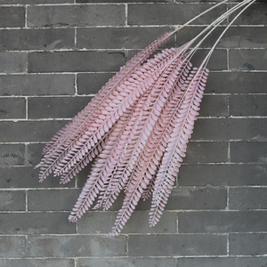 Fleurs artificielles en plastique Xinchengzhi à cinq branches, style herbe perlée, pour décorations de mariage intérieures et extérieures - Product Image 3