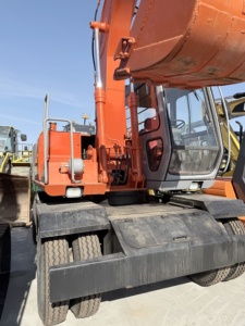 Excavatrice d'occasion Hitachi EX100WD 10 tonnes, pelle sur pneus d'occasion, haute qualité, d'origine, excellentes performances - Product Image 3