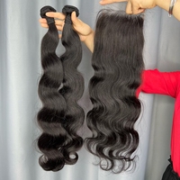Vente en gros de mèches de cheveux indiens vierges non traités 10A, ondulées, extensions de cheveux humains provenant d'un fournisseur