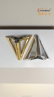 Pieds de canapé triangulaires en fer, robustes et faciles à installer, design moderne, pour salle à manger, hôpital, hôtel, armoire, café - Prix usine