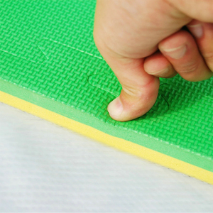 Tapetes de Ejercicio Antideslizantes, Absorbentes y Gruesos de Espuma EVA Ecológica e Impermeable para Gimnasio y Taekwondo, Venta al Por Mayor - Product Image 4