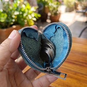 PU Leather Modern Portable Bag Charm Wallet with <b>Cute</b> Mini Heart-Shaped Pendant Coin <b>Purse</b> & Key Card Holder - Product Image 3