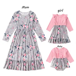 家庭服装花卉印花女婴套衣衫亲子裙妈妈 + 女儿 + 婴儿裙