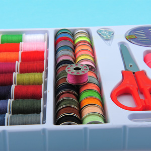 Boîte de Kit de <span class=keywords><strong>couture</strong></span> <span class=keywords><strong>professionnelle</strong></span>, Kit multifonction Portable pour <span class=keywords><strong>couture</strong></span> de ciseaux de mesure, fil d'aiguilles <span class=keywords><strong>à</strong></span> coudre, 10 pièces - Product Image 3