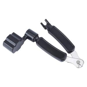 Mayorista de accesorios de guitarra OEM: Nuevo enrollador de cuerdas de guitarra acústica portátil de plástico colorido personalizado para el hogar - Product Image 1
