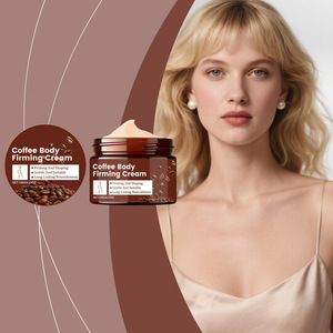 La crema hidratante con aroma a café humecta y suaviza la piel del cuerpo, dejándola naturalmente brillante, suave, ligera y tersa. - Product Image 2