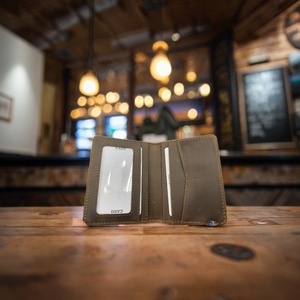 กระเป๋าสตางค์หนังวัวแท้สไตล์วินเทจแบบพับได้สำหรับผู้ชาย ป้องกัน RFID บาง พกพาสะดวก พร้อมคลิปหนีบเงินแม่เหล็ก ซับในโพลีเอสเตอร์ - Product Image 6