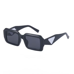 Moda Fancy Designer Famosa Marca Square Small UV400 Unisex Shades <span class=keywords><strong>Gafas</strong></span> <span class=keywords><strong>de</strong></span> <span class=keywords><strong>sol</strong></span> <span class=keywords><strong>Gafas</strong></span> <span class=keywords><strong>de</strong></span> <span class=keywords><strong>Sol</strong></span> para Mujeres Hombres - Product Image 5