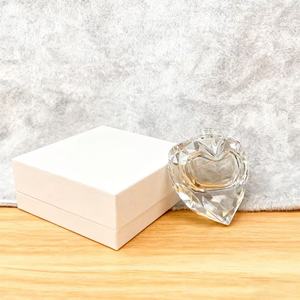 Lujo exquisito 50ml y 100mL botellas de perfume de vidrio en forma de corazón con caja de embalaje Almacenamiento de perfume de <span class=keywords><strong>moda</strong></span> - Product Image 3
