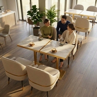 Ensemble de mobilier de restaurant moderne de luxe, tables dorées, chaises en acier inoxydable, canapé en bois pour hôtels commerciaux, cafés