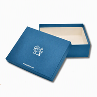 Boîtes cadeaux vides personnalisées Boîte d'emballage en papier Boîte d'emballage de luxe en carton ondulé avec impression de logo personnalisé Boîte à chaussures rose pour vêtements