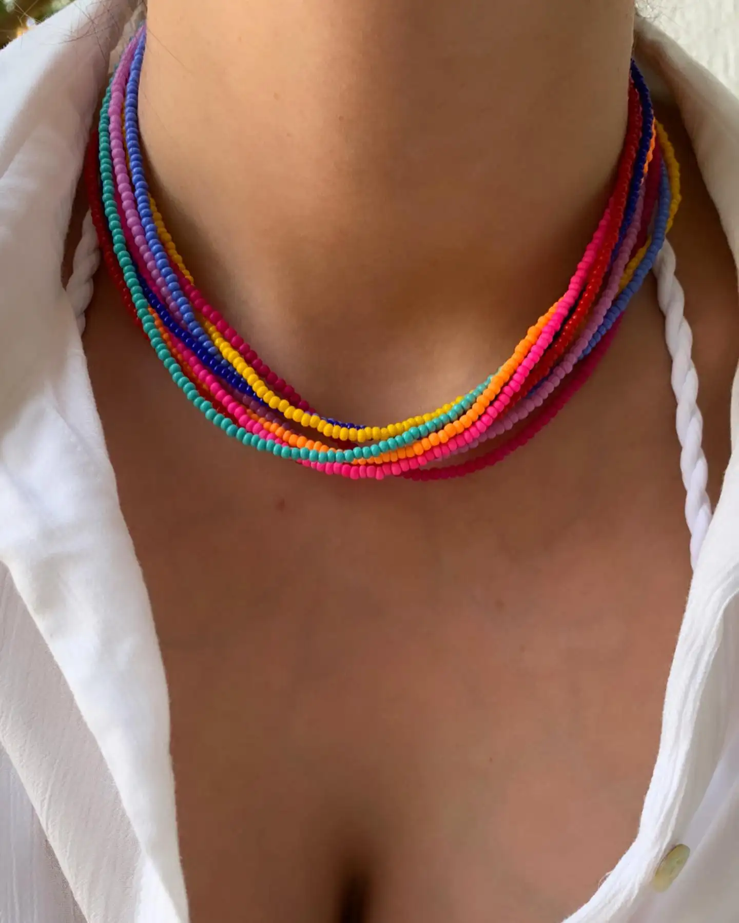 2024 Versandbereiter Sommer Strand mehrschichtiges Glas Samenperle Miyuki Muschel Anhänger Chocker Halskette Halskette für modische Jewelry-Damen
