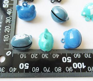 <span class=keywords><strong>Cartoon</strong></span> Style Cat <span class=keywords><strong>Jingle</strong></span> <span class=keywords><strong>Bells</strong></span> 19mm Bronze Animal End Charm - Product Image 5