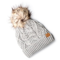 Vente en gros de bonnet à pompons torsadé décontracté avec logo personnalisé pour l'hiver avec pompon en fausse fourrure pour femmes