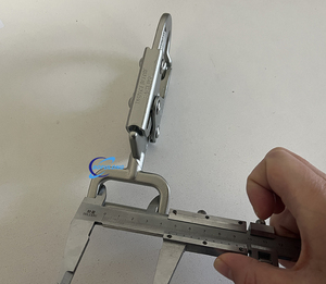 Mousqueton standard ANSI <span class=keywords><strong>de</strong></span> haute qualité pour les sites <span class=keywords><strong>de</strong></span> construction et d'exploitation minière 25kN forgé Protection contre les chutes Double épaule ceinture - Product Image 5
