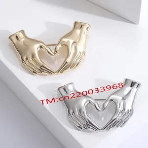 Personality Gold Metal Alloy Heart Shape Brooches Pins Brooches Women Jewelry Greek sorority brooch
