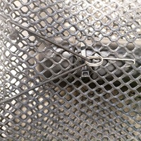 Filet de lanterne en plastique dur stabilisé aux UV, panier de croissance d'huitre, sac en maille d'huitre sur le marché péruvien