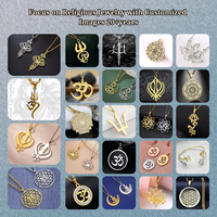 FUTUJI Pendentif hindou en acier inoxydable Motifs hindous populaires Motif de texte Temple hindou pour la maison