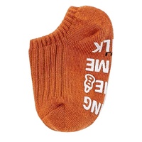 Vente en gros de chaussettes mignonnes amusantes avec poignées chaussettes neutres en coton biologique antidérapantes et basses pour bébés et tout-petits