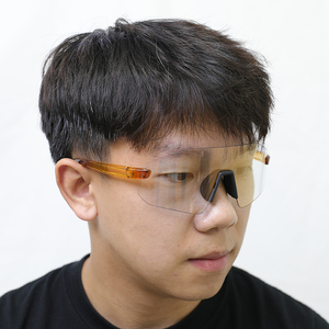 TFB Vente en gros Lunettes <span class=keywords><strong>de</strong></span> sport <span class=keywords><strong>de</strong></span> haute qualité Tr90 Cadre noir/blanc Lunettes <span class=keywords><strong>de</strong></span> soleil polarisées pour le cyclisme la pêche - Product Image 6