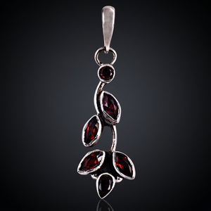Hot Sell Wholesale Women's <b>925</b> Sterling <b>Silver</b> Gemstone <b>Rings</b> with Garnet Bezel Setting - Product Image 2