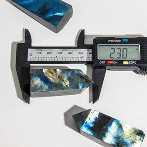 Obelisco de Labradorita con Destello Azul, Cristal Natural al por Mayor, Piedra Preciosa Suelta para Manualidades y Decoración del Hogar - Product Image 3