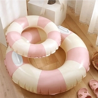 Nouveaux tubes de bain de flotteur de piscine gonflable rayé pour les fournitures de fête d'été pour enfants anneaux de natation arc-en-ciel avec lettre ABC