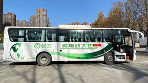 Autobús eléctrico Yut0ng ZK6115 de precio barato usado a la venta transmisión automática de 48 asientos diseñada para desplazamientos modernos - Product Image 4