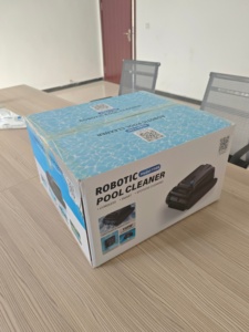 Limpiador de Piscinas Robótico Automático con Diseño Inalámbrico y Capacidad para Escalar Paredes D-058 - Product Image 6
