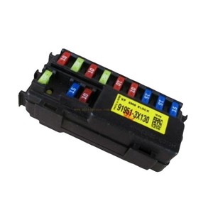 Module de boîtier de fusibles Hyundai Elantra 91951-3X130, pièce de rechange pour unité de commande moteur - Product Image 1