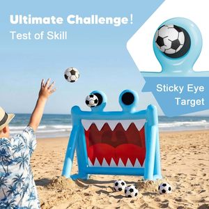 Ensemble de jeu de football aquatique gonflable sur le thème des requins avec des cibles à balles collantes - Product Image 4