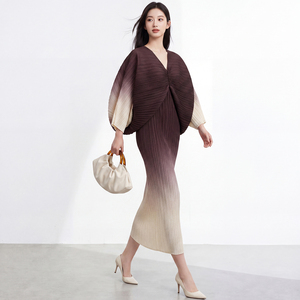 Robe trapèze en mousseline de soie à col et manches bouffantes pour femme, longueur genou, grande taille, dégradé de couleurs, classique, décontractée, taille naturelle, printemps, ODM - Product Image 3